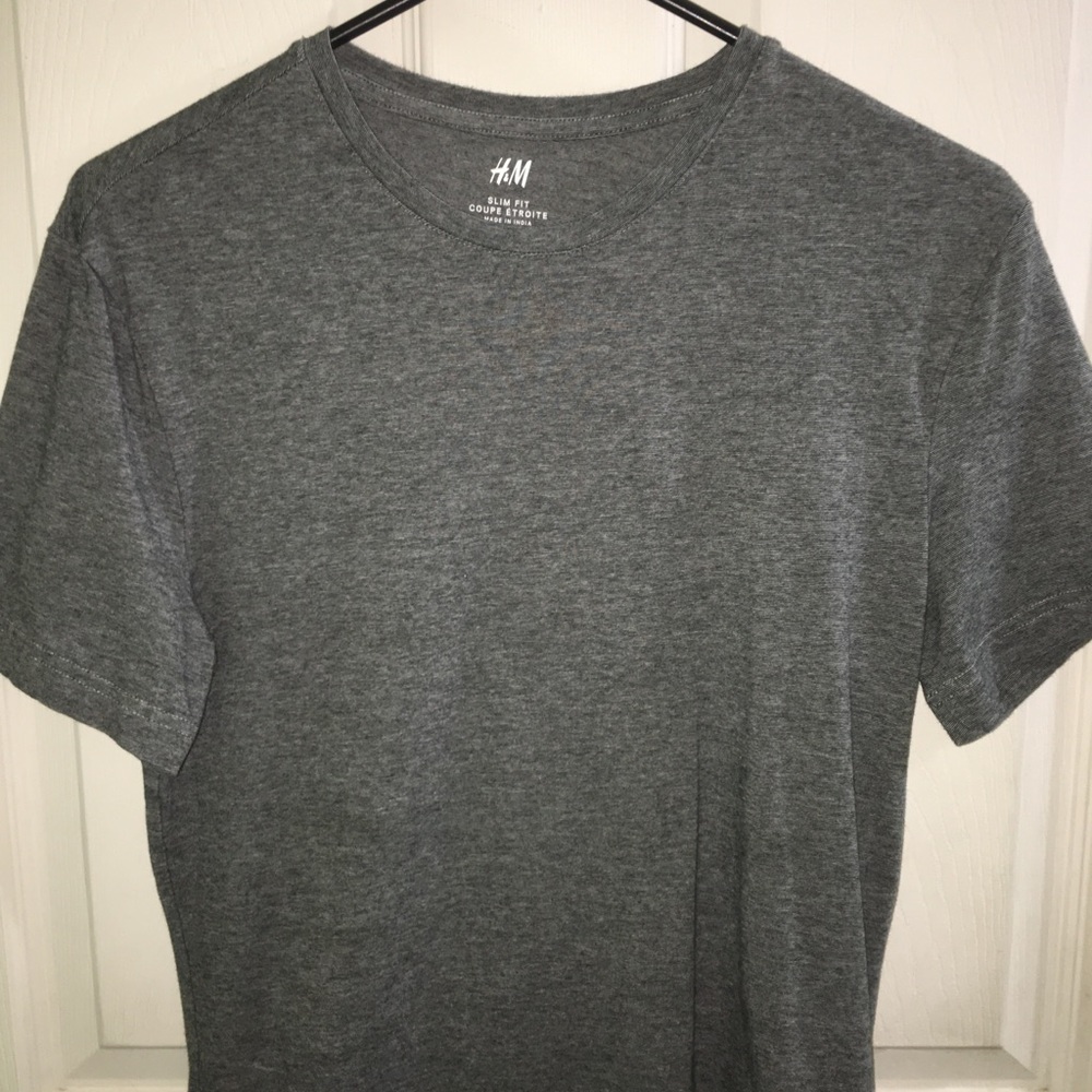 H&M men’s t-shirt small